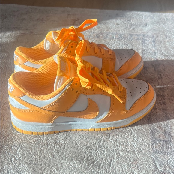 Nike Wmns Dunk Low. Laser Orange. Size 7